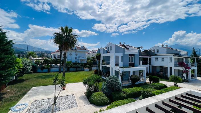 Image No.30-3 Bed Duplex for sale