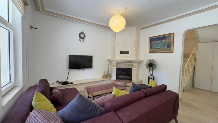 Image No.13-2 Bed Villa for sale