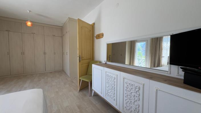 Image No.31-2 Bed Villa for sale