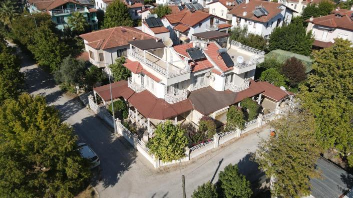 Image No.2-3 Bed Villa for sale