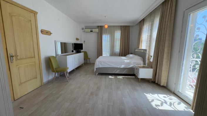 Image No.22-3 Bed Villa for sale