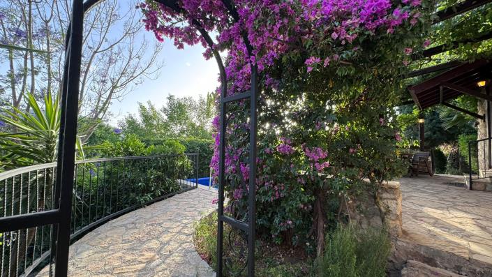 Image No.13-6 Bed Villa / Detached for sale