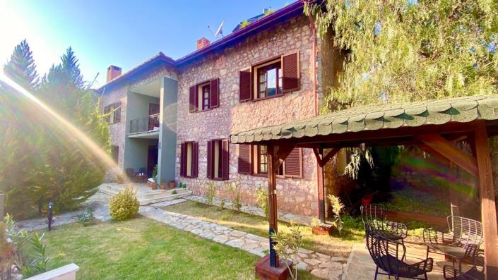 Image No.1-6 Bed Villa / Detached for sale