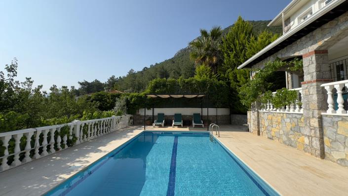 Image No.30-3 Bed Villa / Detached for sale