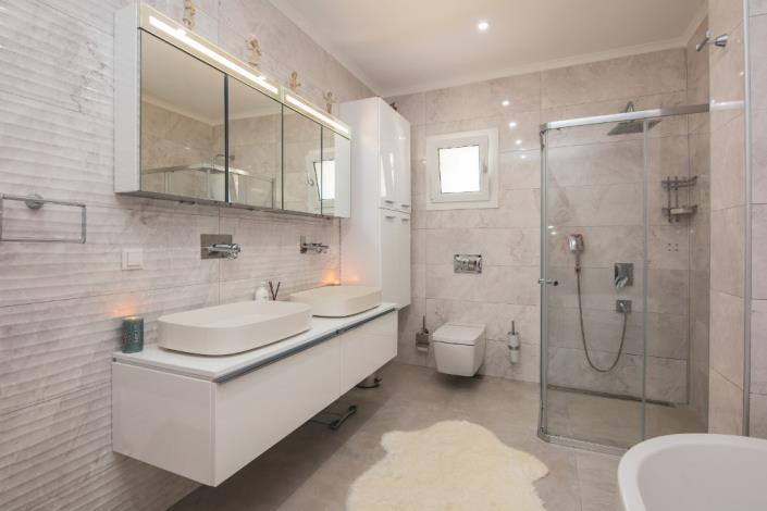 Image No.35-5 Bed Villa for sale