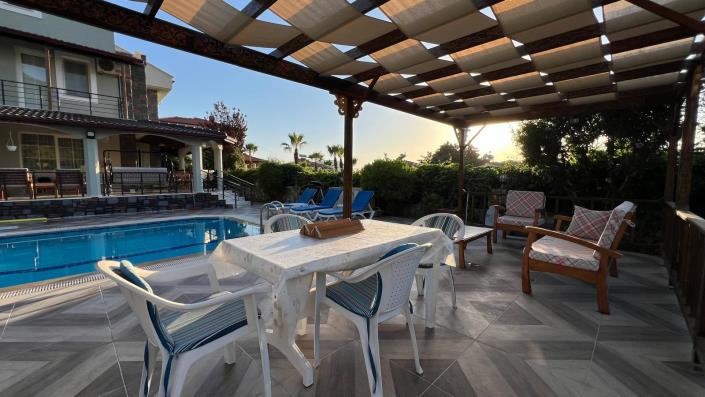 Image No.16-Villa / Détaché de 7 chambres à vendre à Ovacik