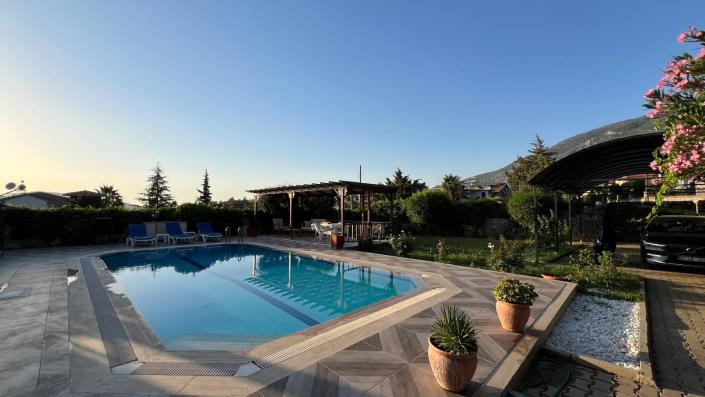 Image No.11-Villa / Détaché de 7 chambres à vendre à Ovacik