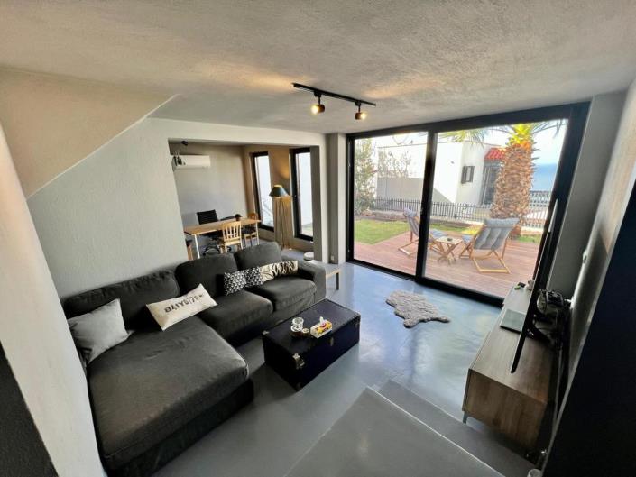 Image No.2-3 Bed Villa for sale