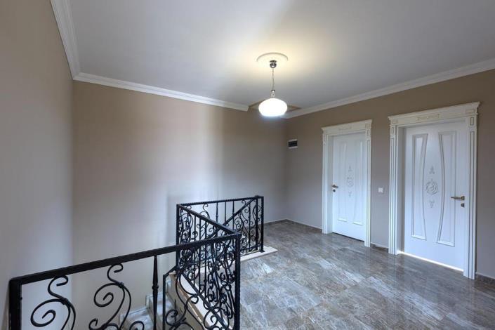 Image No.14-5 Bed House/Villa for sale