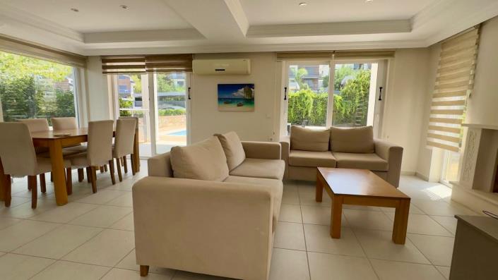 Image No.8-Villa / Détaché de 3 chambres à vendre à Ovacik