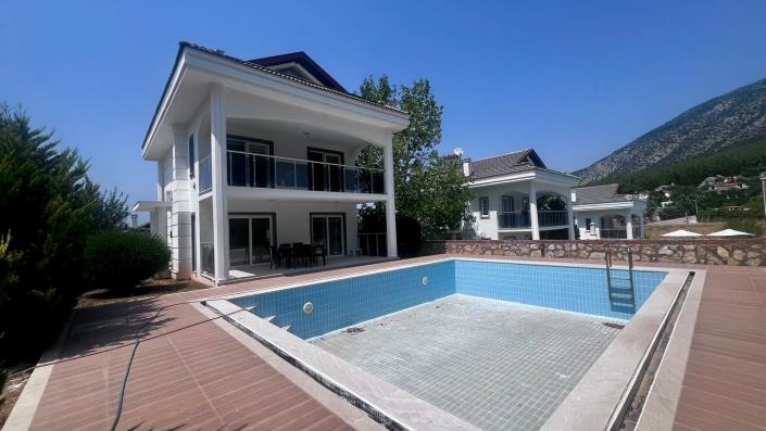 Image No.5-Villa / Détaché de 3 chambres à vendre à Ovacik