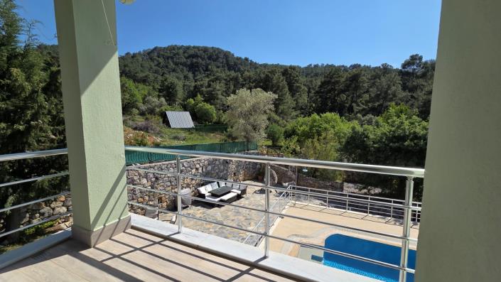 Image No.24-5 Bed Villa / Detached for sale