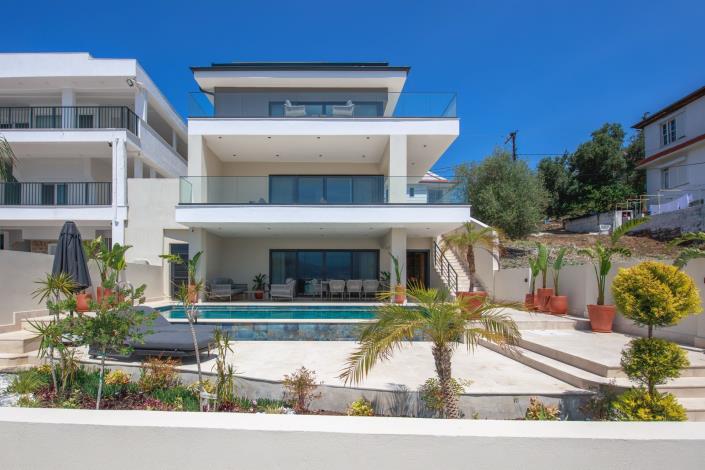 Image No.6-3 Bed Villa / Detached for sale