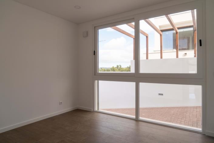 Image No.14-4 Bed Villa for sale