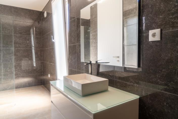 Image No.15-4 Bed Villa for sale