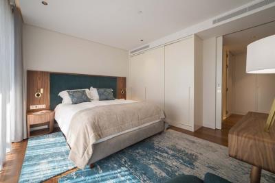 Spacious-River-View-Apartment--7-