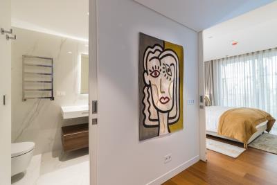 Spacious-River-View-Apartment--10-