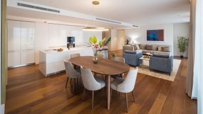 Spacious-River-View-Apartment--16-