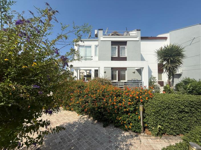 Image No.24-2 Bed Apartment for sale