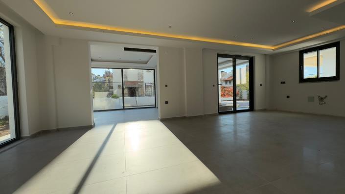 Image No.6-Villa / Détaché de 4 chambres à vendre à Ovacik