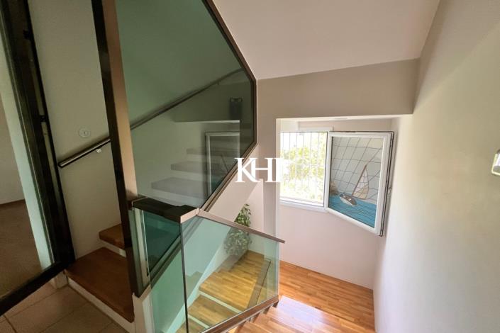 Image No.44-4 Bed Villa for sale