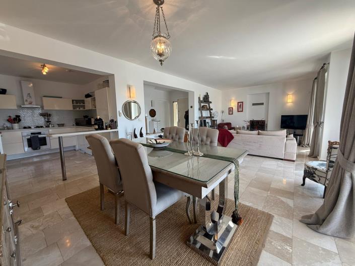 Image No.19-4 Bed Villa for sale