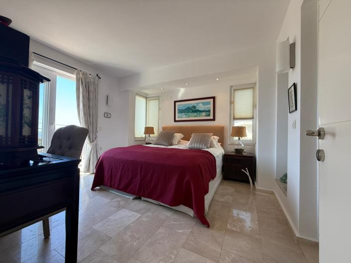 Image No.35-4 Bed Villa for sale