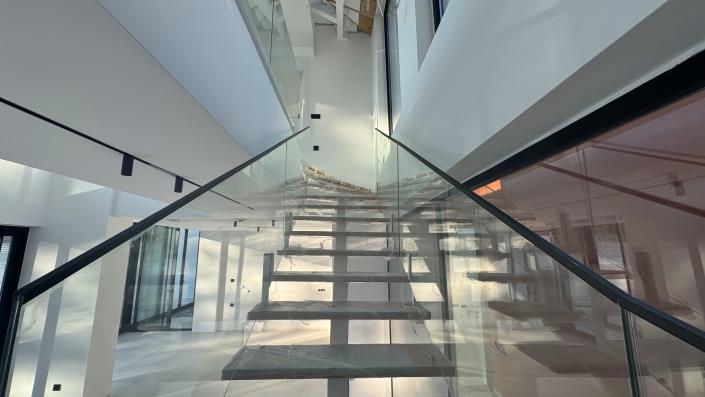 Image No.12-4 Bed Villa for sale