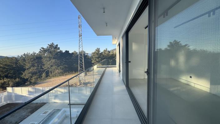 Image No.28-4 Bed Villa for sale