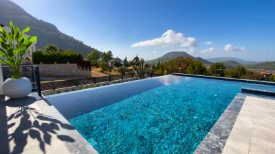 Detached-Luxury-Smart-Home--20-