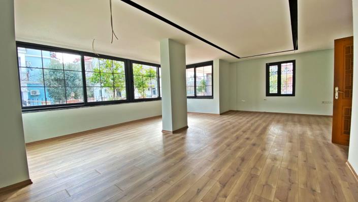 Image No.16-5 Bed Villa for sale