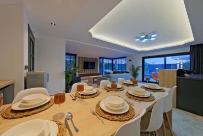 Stunning-Modern-Villa-in-Ovacik--10-