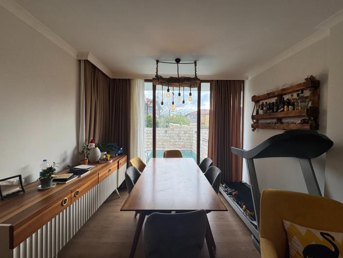 Image No.12-4 Bed Villa for sale