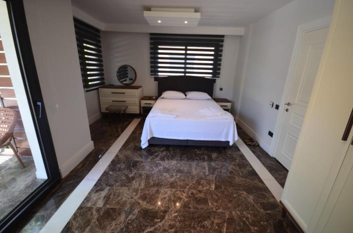 Image No.15-3 Bed Villa for sale