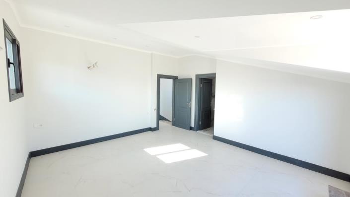 Image No.27-4 Bed Villa for sale