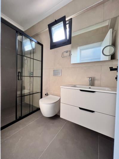 Image No.17-4 Bed Villa for sale