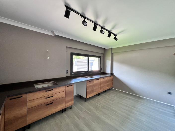 Image No.9-4 Bed Villa for sale