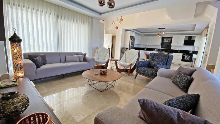 Image No.4-Villa / Détaché de 4 chambres à vendre à Ovacik