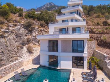 Stunning-Villa-in-Faralya--11-