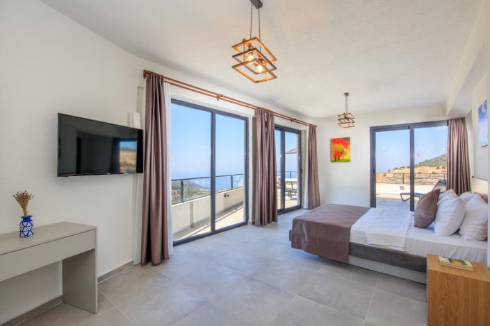 Image No.20-6 Bed Villa / Detached for sale