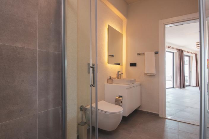 Image No.24-6 Bed Villa / Detached for sale