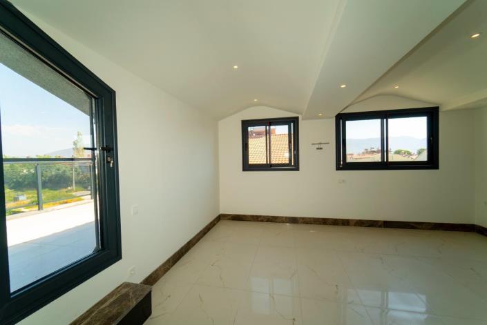 Image No.19-Villa de 6 chambres à vendre à Çalis