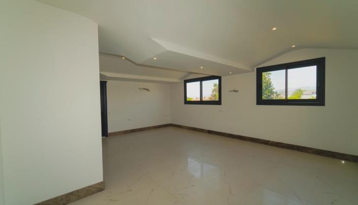 Image No.24-Villa de 6 chambres à vendre à Çalis