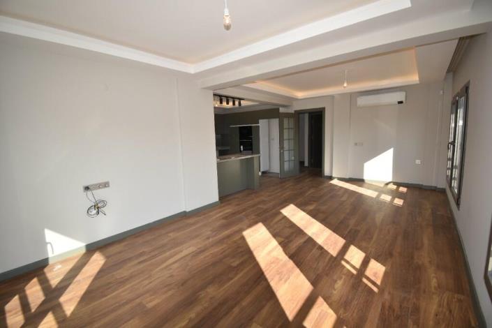 Image No.11-Villa / Détaché de 4 chambres à vendre à Çalis