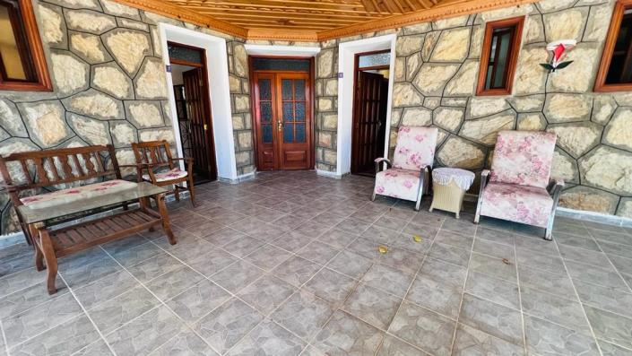 Image No.3-Un hôtel de 10 chambres à vendre à Datça