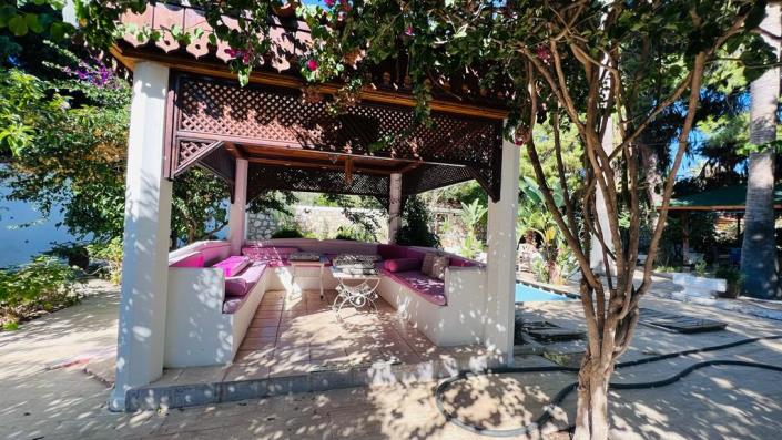 Image No.37-Un hôtel de 10 chambres à vendre à Datça