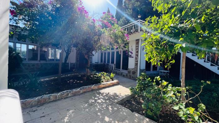 Image No.39-Un hôtel de 10 chambres à vendre à Datça