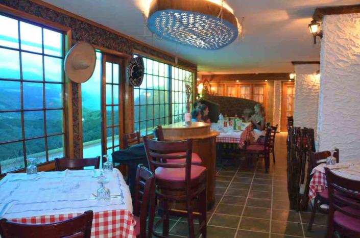 Image No.15-12 Bed Commercial for sale