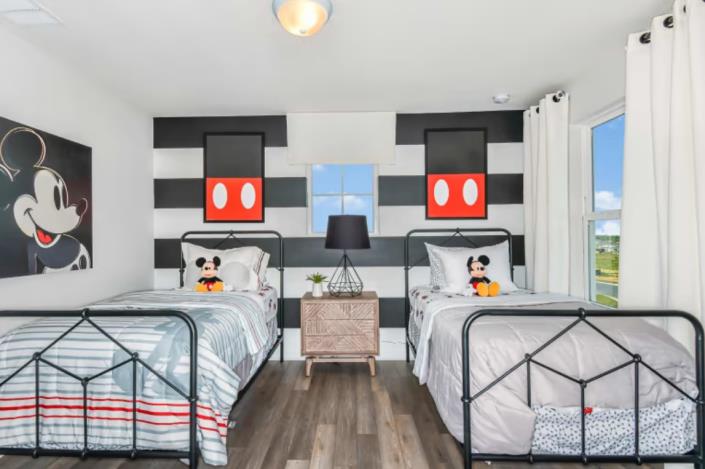 Image No.28-5 Bed Villa / Detached for sale