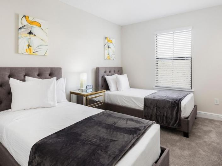 Image No.6-2 Bed Townhouse for sale